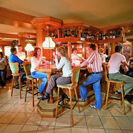Die Tenne Willingen (Upland)